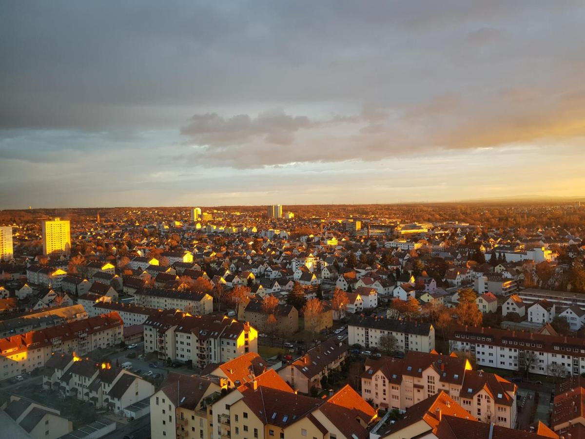 Skyline-Aussicht Und Fantastische Sonnenuntergaenge Daire Langen  Dış mekan fotoğraf